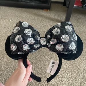Disney Parks Interchangeable Bow Ears